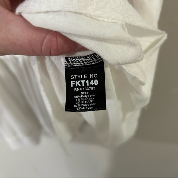 POL White Buttoned Peplum Babydoll Camisole Tank Top Women’s Size Medium - Picture 4 of 6